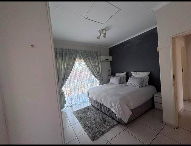 3 BEDROOM PROPERTY TO RENT IN MEER EN SEE